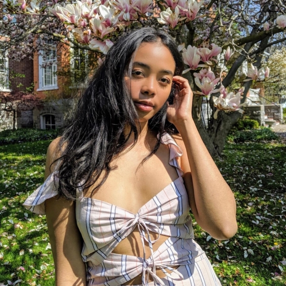 Cute Tie Dress - Picture 1 of 2